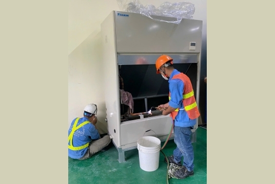 Máy lạnh tủ đứng Daikin FVGR10PV1/RCN100HY18 (10HP) - Ánh Sao bán và thi công chuyên nghiệp